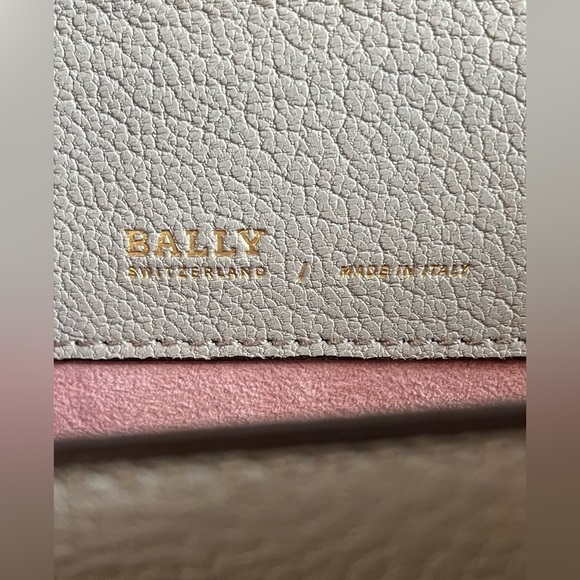 BALLY SUZY SMALL TRI-COLOR SUEDE & LEATHER CROSSBODY RARE HTF - Picture 8 of 12